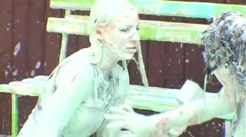 Sloppy Goo Catfight Screencap 55 on www.sinx.com