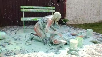 Sloppy Goo Catfight Screencap 75 on www.sinx.com