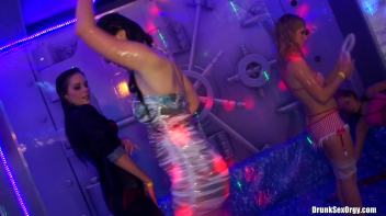 The CFNM Costume Ball Part 5 - Shower Cam Screencap 85 on www.sinx.com