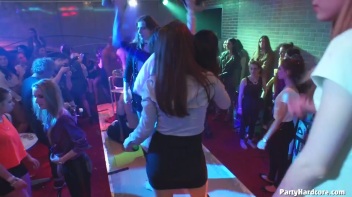 Party Hardcore Gone Crazy Vol. 34 Part 6 - Cam 1 Screencap 46 on www.sinx.com