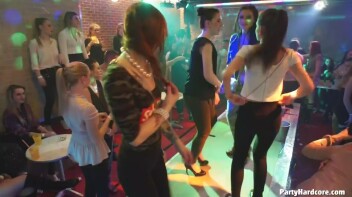 Party Hardcore Gone Crazy Vol. 34 Part 6 - Cam 1 Screencap 75 on www.sinx.com