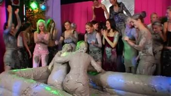 Elegant Muddy Wrestling? Screencap 9 on www.sinx.com