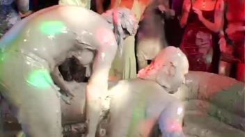 Elegant Muddy Wrestling? Screencap 33 on www.sinx.com