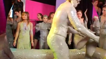 Elegant Muddy Wrestling? Screencap 74 on www.sinx.com