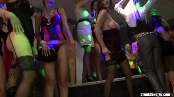 Crazier By The Dozen Part 6 - Cam 2 Screencap 68 on www.sinx.com