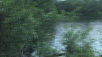 Extrem Public - Fick am See und plötzlich bekamen wir Besuch Screencap 4 on www.sinx.com