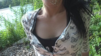 Extrem Public - Fick am See und plötzlich bekamen wir Besuch Screencap 48 on www.sinx.com