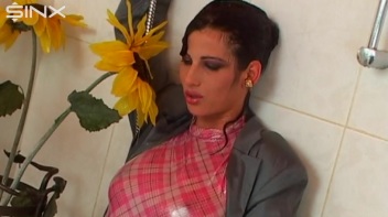 The Ultimate Shower Seduction Screencap 76 on www.sinx.com