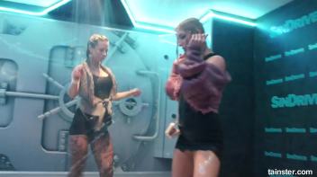 Sexy ladies getting wetter and wetter Screencap 77 on www.sinx.com
