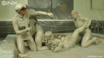 Sexy Ladies Get Wet and Messy In The Mud Screencap 61 on www.sinx.com