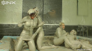 Sexy Ladies Get Wet and Messy In The Mud Screencap 63 on www.sinx.com
