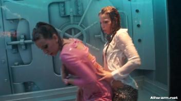 Flashy When Wet! Screencap 37 on www.sinx.com