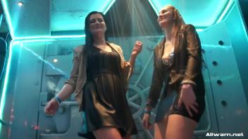 Flashy When Wet! Screencap 7 on www.sinx.com