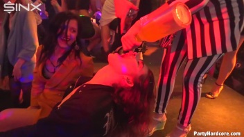 Party Hardcore Gone Crazy Vol. 44 Part 5 - Cam 4 Screencap 86 on www.sinx.com