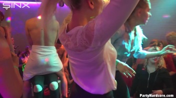 Party Hardcore Gone Crazy Vol. 44 Part 5 - Cam 4 Screencap 88 on www.sinx.com