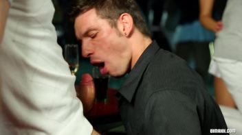 Strip Off And Get Off Part 1 Screencap 39 on www.sinx.com