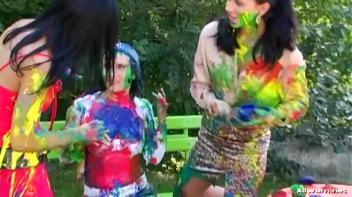 Extreme Finger Painting Goes Eurobabe Brawl Screencap 27 on www.sinx.com
