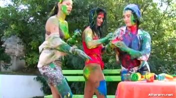 Extreme Finger Painting Goes Eurobabe Brawl Screencap 45 on www.sinx.com
