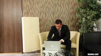 Take A Seat For A Bi Meet And Greet Screencap 1 on www.sinx.com