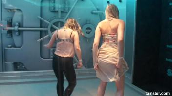 Shy girls get wet Screencap 14 on www.sinx.com