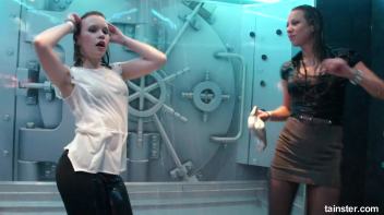 Shy girls get wet Screencap 32 on www.sinx.com