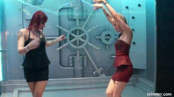 Shy girls get wet Screencap 44 on www.sinx.com