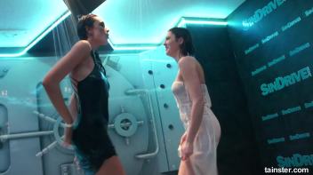 Shy girls get wet Screencap 63 on www.sinx.com