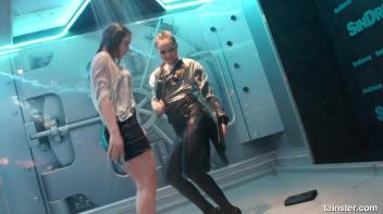 Shy girls get wet Screencap 71 on www.sinx.com