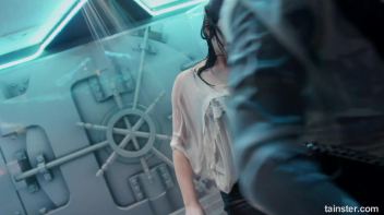 Shy girls get wet Screencap 77 on www.sinx.com