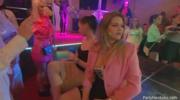 Party Hardcore Gone Crazy Vol. 41 Single Cut: Part 2 - Cam 1 Screencap 33 on www.sinx.com