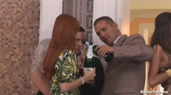 Pussy Mansion Part 1 Screencap 13 on www.sinx.com