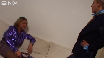 Gorgeous Girls Enjoy WAM Catfight Screencap 2 on www.sinx.com