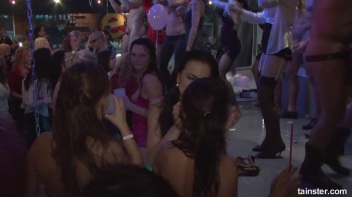 Welcome To The Mad House Part 6 - Cam 3 Screencap 88 on www.sinx.com