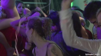 Welcome To The Mad House Part 6 - Cam 3 Screencap 95 on www.sinx.com