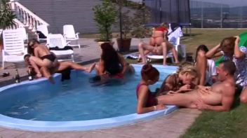 Budapest Bang Part 1 Screencap 103 on www.sinx.com