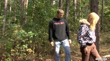 Bisexual outdoor cum tasting Screencap 2 on www.sinx.com