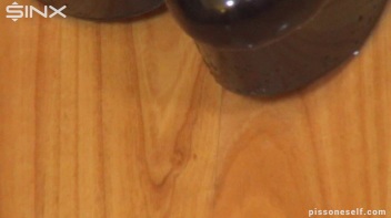 Dripping Wet And Sexy Pissing Screencap 31 on www.sinx.com