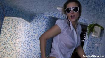 Jean Queens Ready When Wet Part 1 Screencap 43 on www.sinx.com