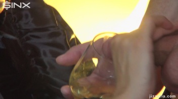 Cum Spritzer to Celebrate Screencap 27 on www.sinx.com