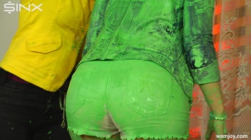 Let the Wet and Messy Paint Games Begin! Screencap 62 on www.sinx.com