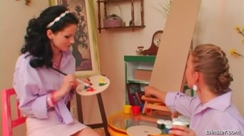 A Very Intense Finger Painting Session Screencap 1 on www.sinx.com
