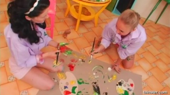 A Very Intense Finger Painting Session Screencap 30 on www.sinx.com