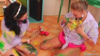 A Very Intense Finger Painting Session Screencap 54 on www.sinx.com