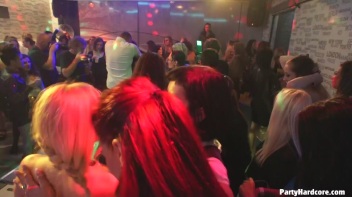 Party Hardcore Gone Crazy Vol. 32 Part 1 - Cam 3 Screencap 53 on www.sinx.com