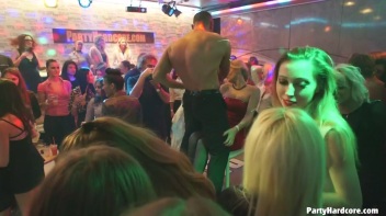 Party Hardcore Gone Crazy Vol. 32 Part 1 - Cam 3 Screencap 58 on www.sinx.com