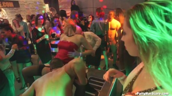 Party Hardcore Gone Crazy Vol. 32 Part 1 - Cam 3 Screencap 64 on www.sinx.com