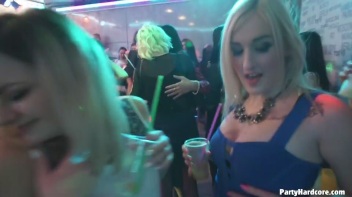 Party Hardcore Gone Crazy Vol. 32 Part 1 - Cam 3 Screencap 19 on www.sinx.com