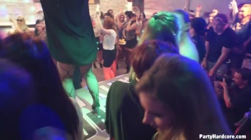 Party Hardcore Gone Crazy Vol. 32 Part 1 - Cam 3 Screencap 25 on www.sinx.com