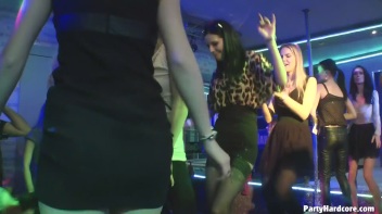 Party Hardcore Gone Crazy Vol. 32 Part 7 - Cam 1 Screencap 100 on www.sinx.com