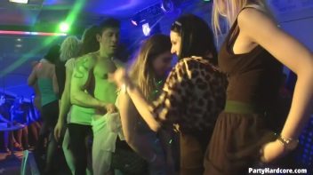 Party Hardcore Gone Crazy Vol. 32 Part 7 - Cam 1 Screencap 121 on www.sinx.com